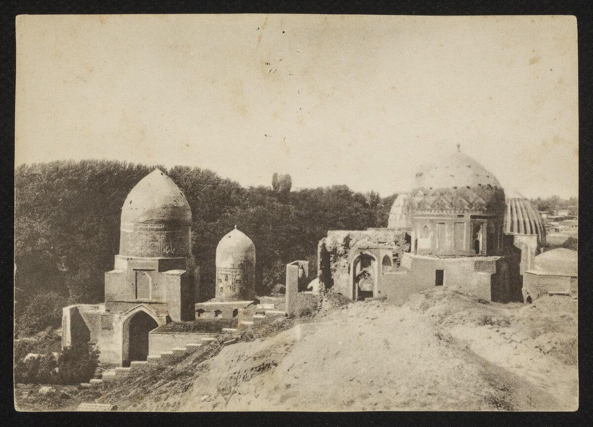 Greyscale photo of Shah-i Zinda in Samarkand, Uzbekistan