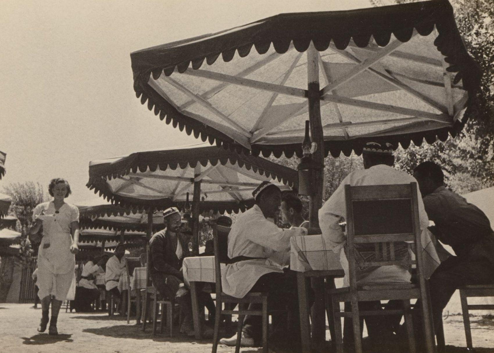 Canteen for workers at construction site