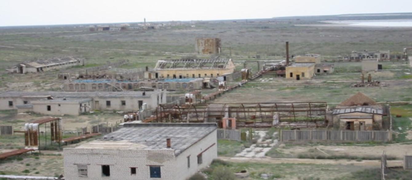 Former aerosol testing facility at Vozrozhdeniye Island