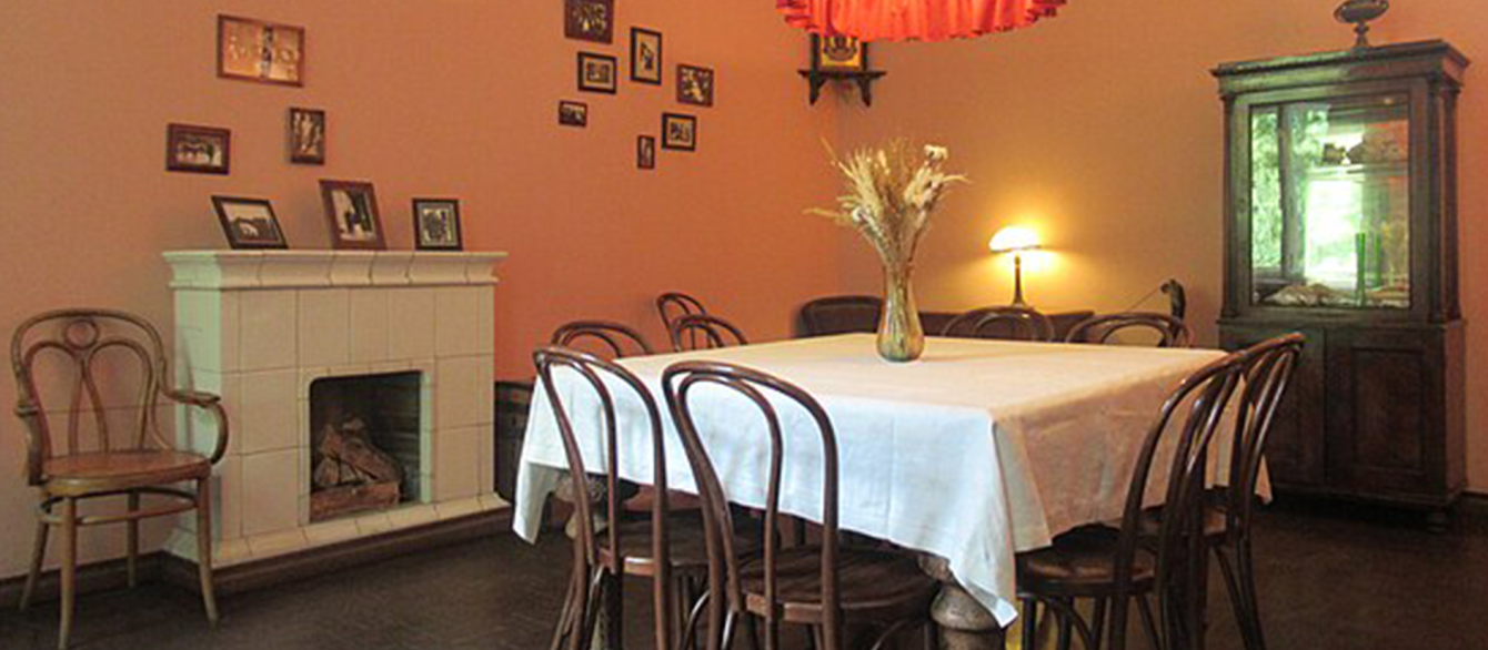 Akhmatova Museum, dining room table