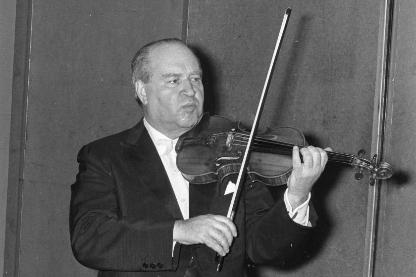 David Oistrakh playing a viola