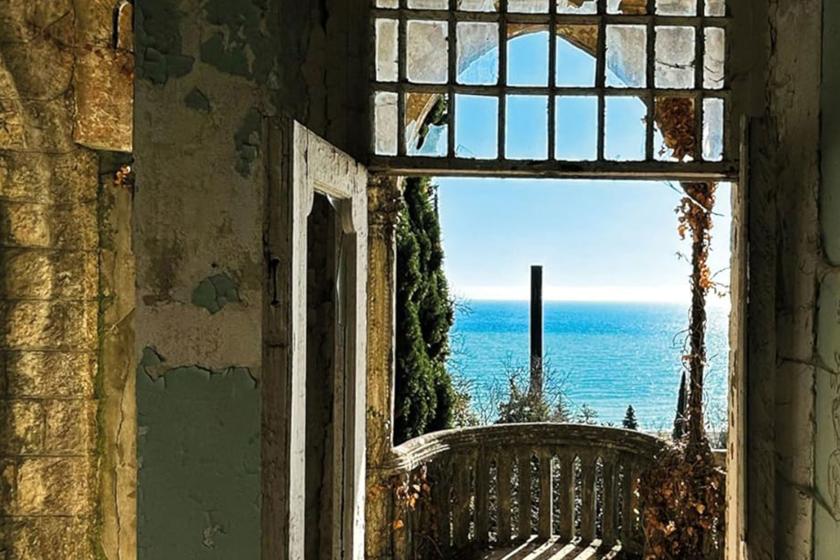 window to the sea