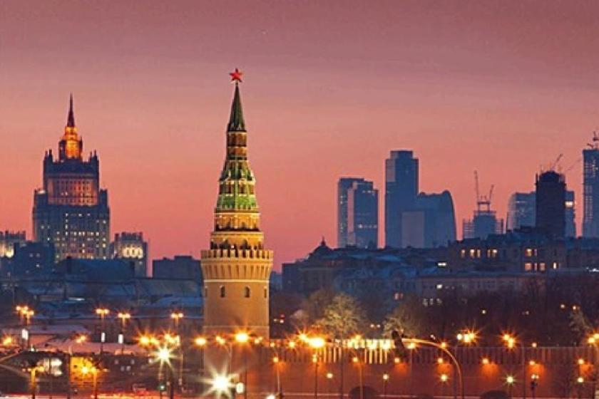 Kremlin tower in the background of the red-pink sky